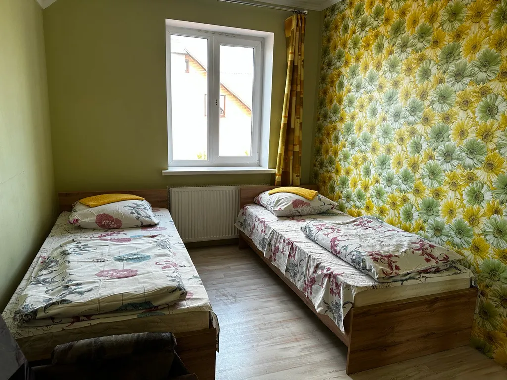 Коттедж 2 этажа в уединенном месте Бреста с парковкой во дворе