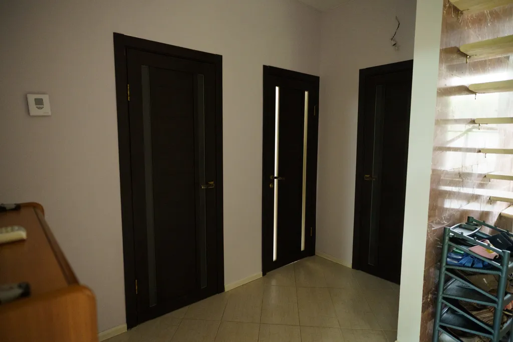 Загородный дом-шале "Pinebrook", аренда, у реки Дон. Сезонный бассейн.