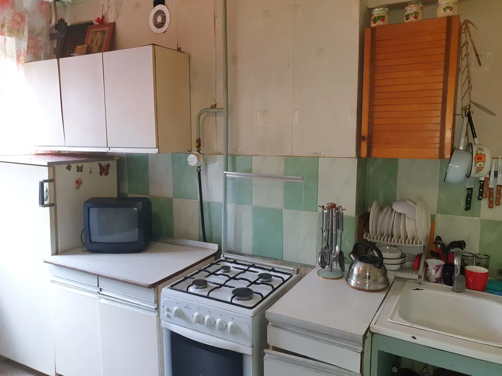 Квартира у метро заречная