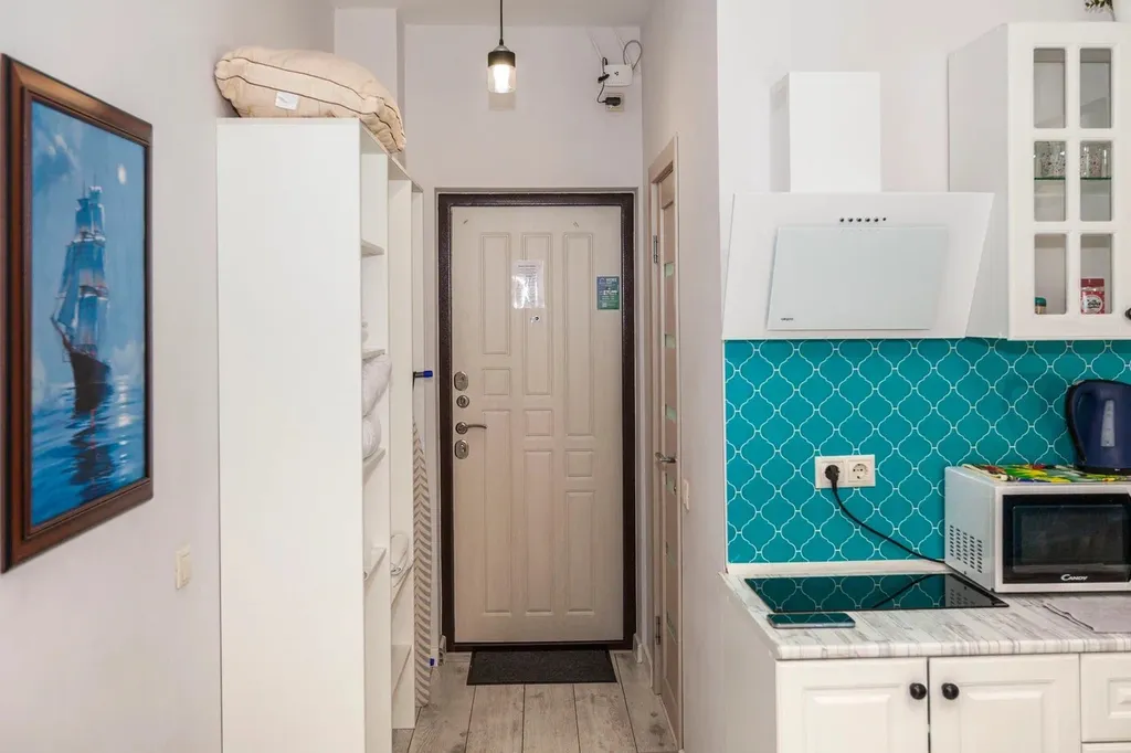 Квартира Квартира Студия у моря с теплым бассейном — Сириус