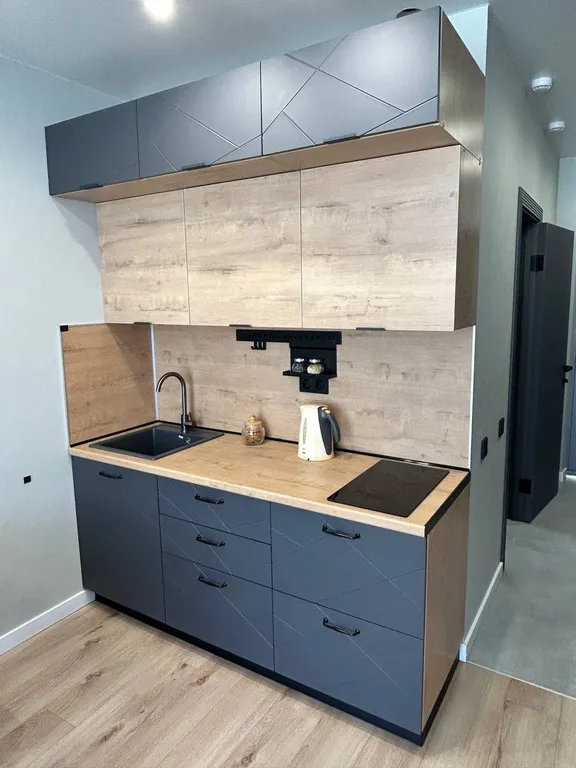 Стильная квартира с видом на лес