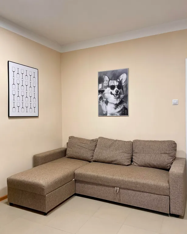 Дом у подножия горы