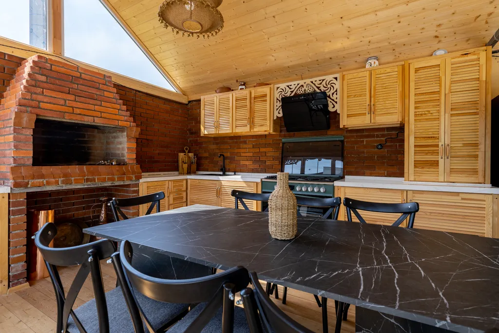 Shindisi Residence, VIP Villa