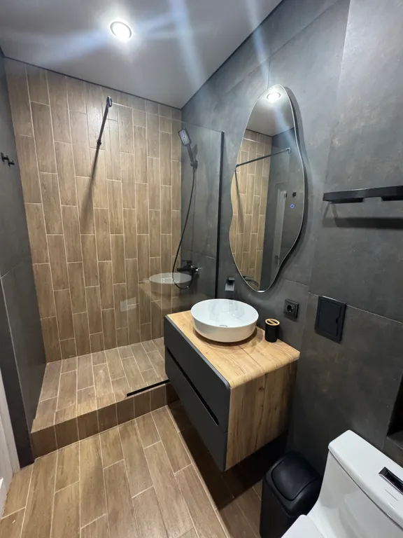 Уютная студия в элитном районе города, на берегу реки Волга