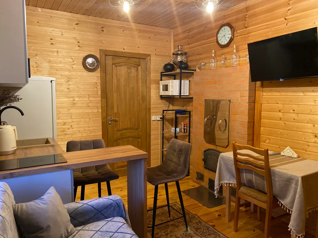 Дом у речки для семейного отдыха