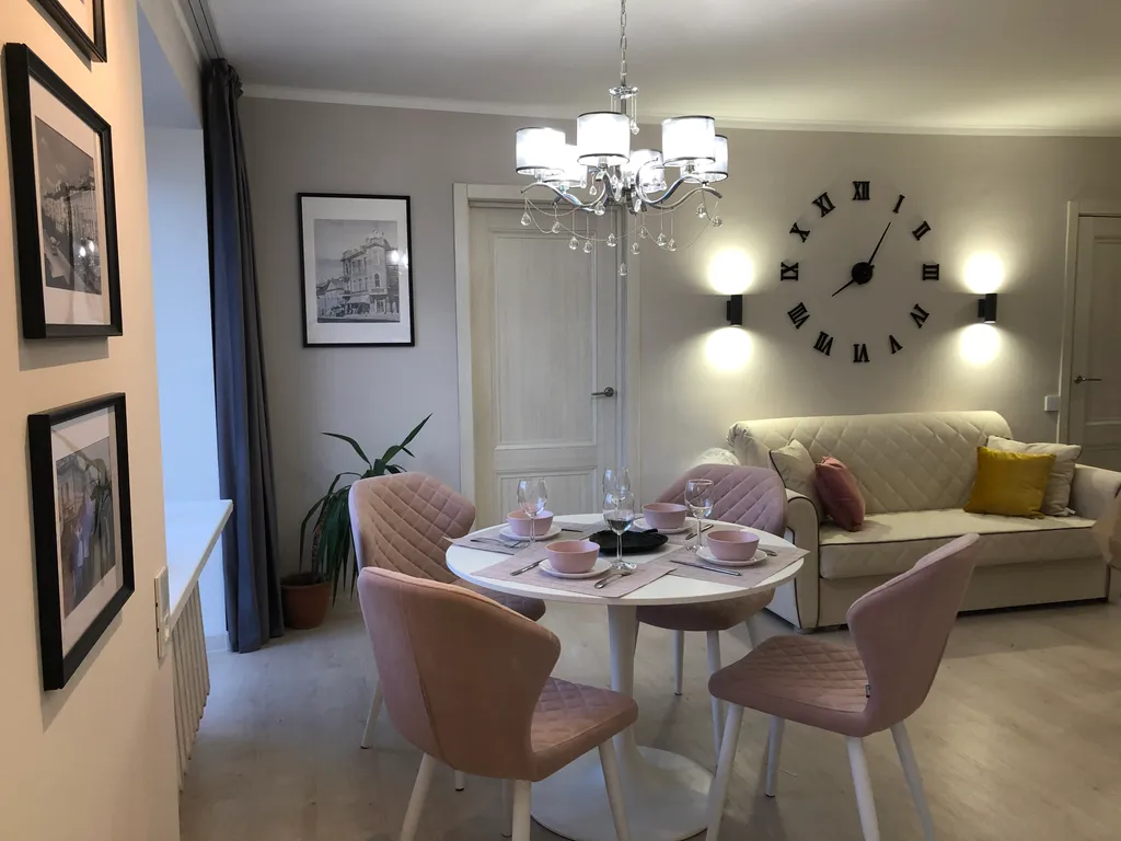 Апартаменты Сердце Углича в центре с видом на Храм, р.Волгу и Парк