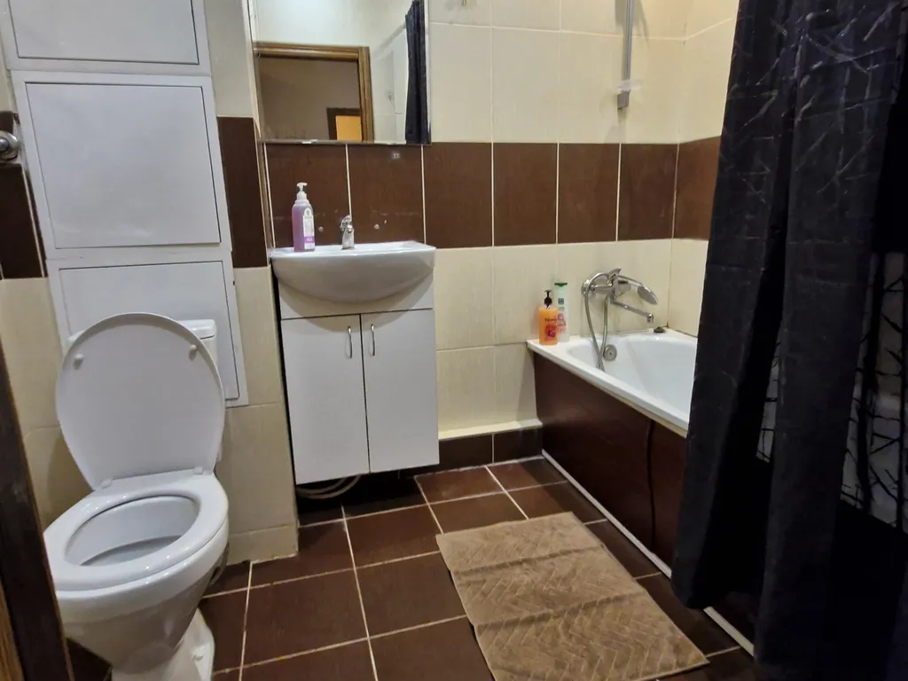 Хорошая квартира на Институтской