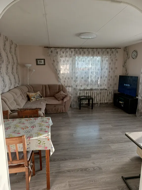 Просторная 3-комнатная квартира с отдельным входом и зоной отдыха во дворе — аренда посуточно в Сортавала