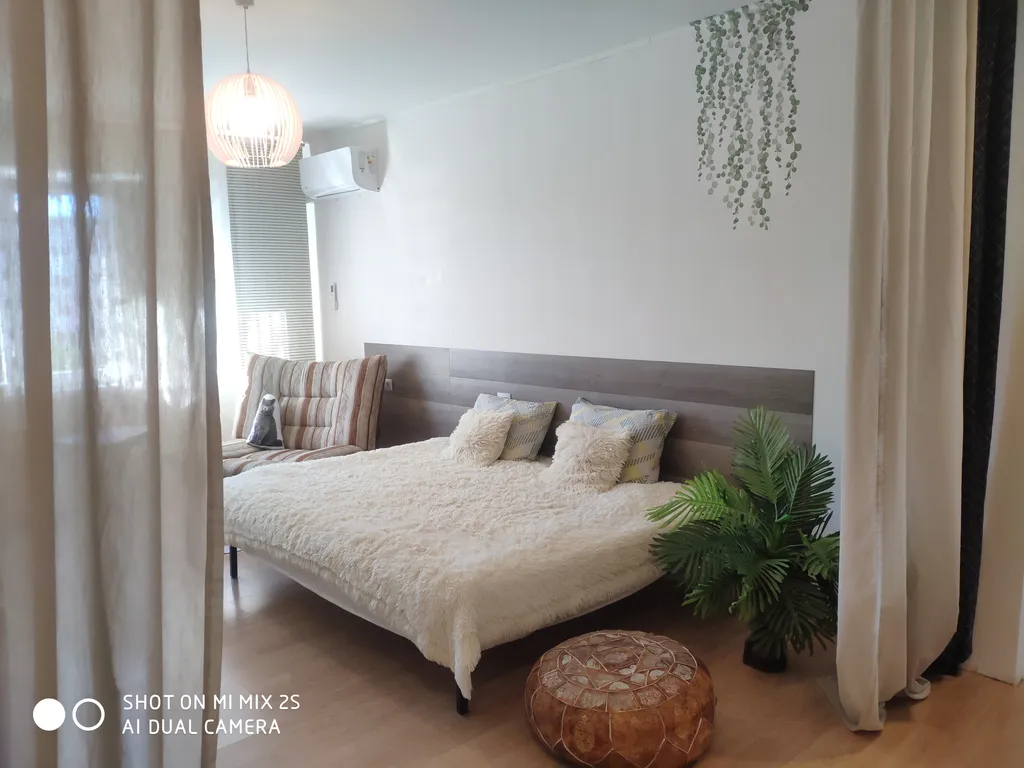 Светлая и уютная квартира — аренда посуточно в Новокуйбышевск