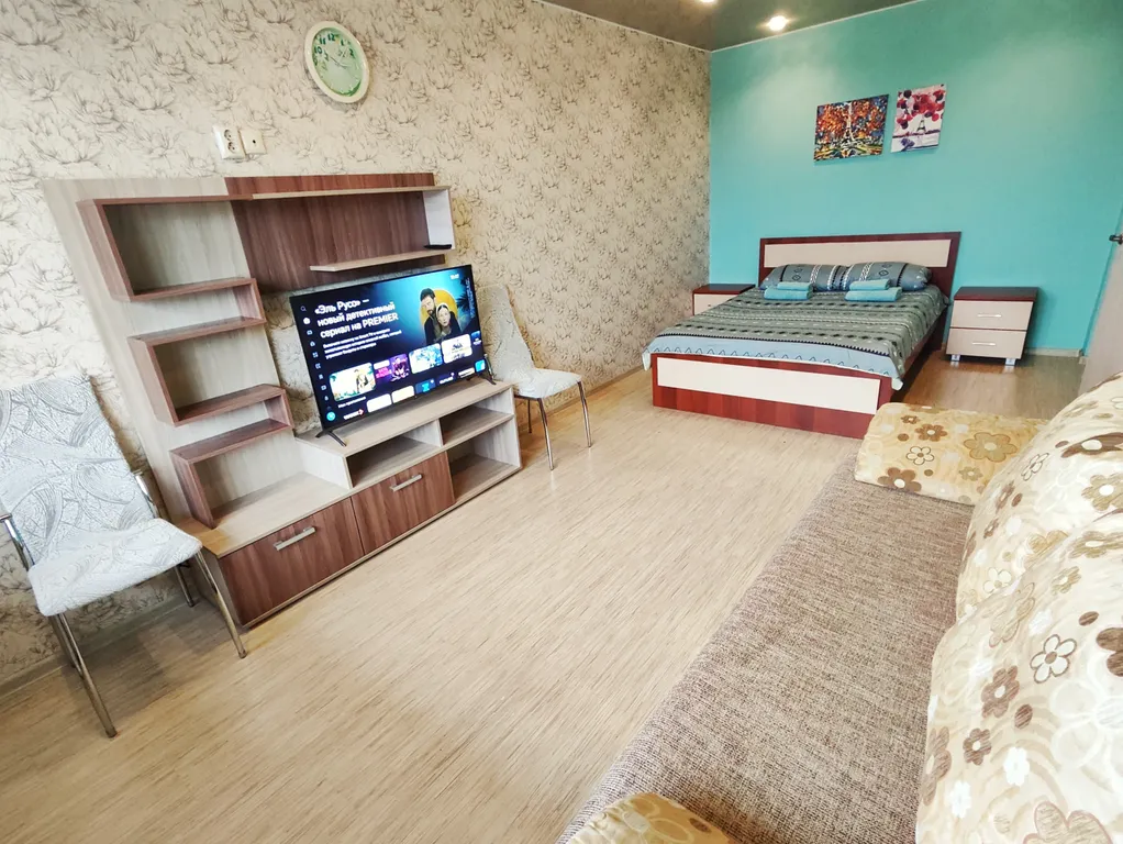 Однокомнатная квартира с большим балконом — аренда посуточно в Архангельск