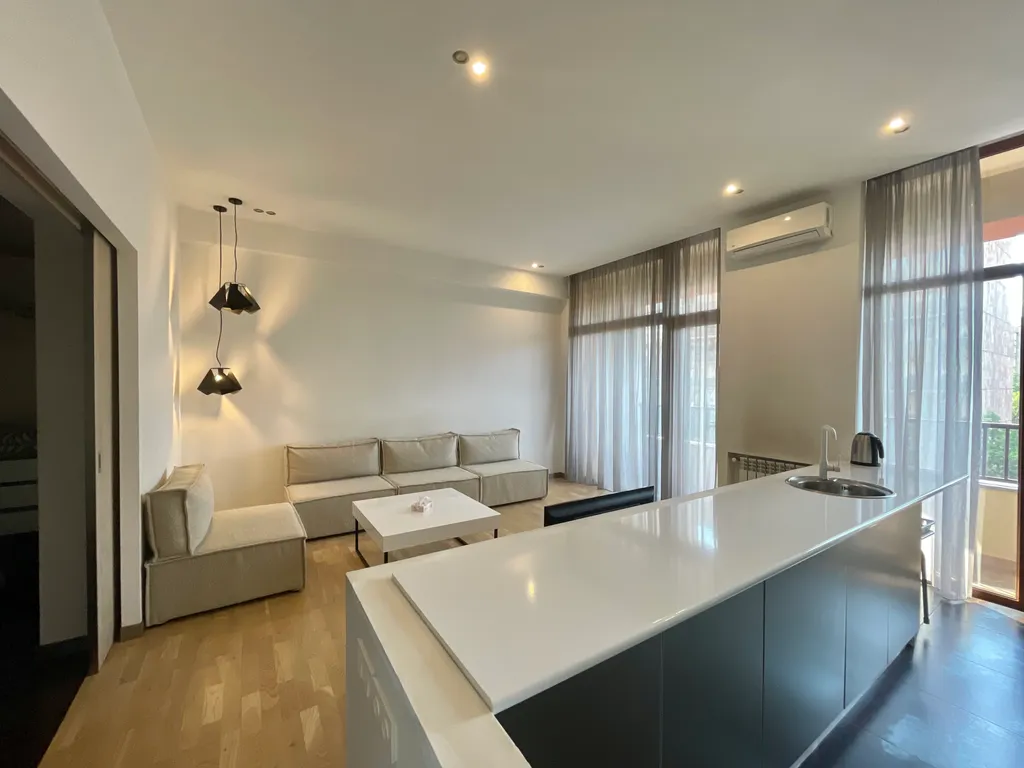 Метро Апартамент