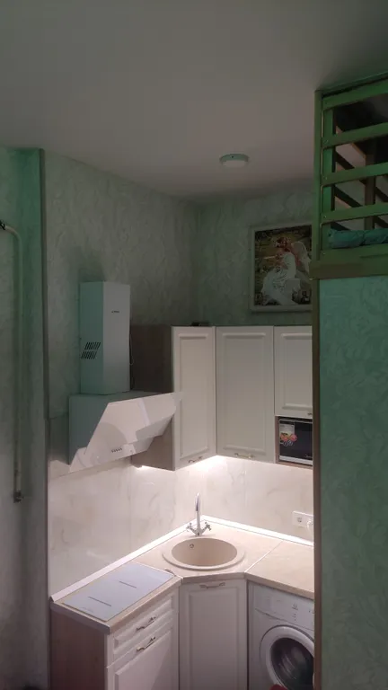 Около Нарзанной галереи и санатория Луч