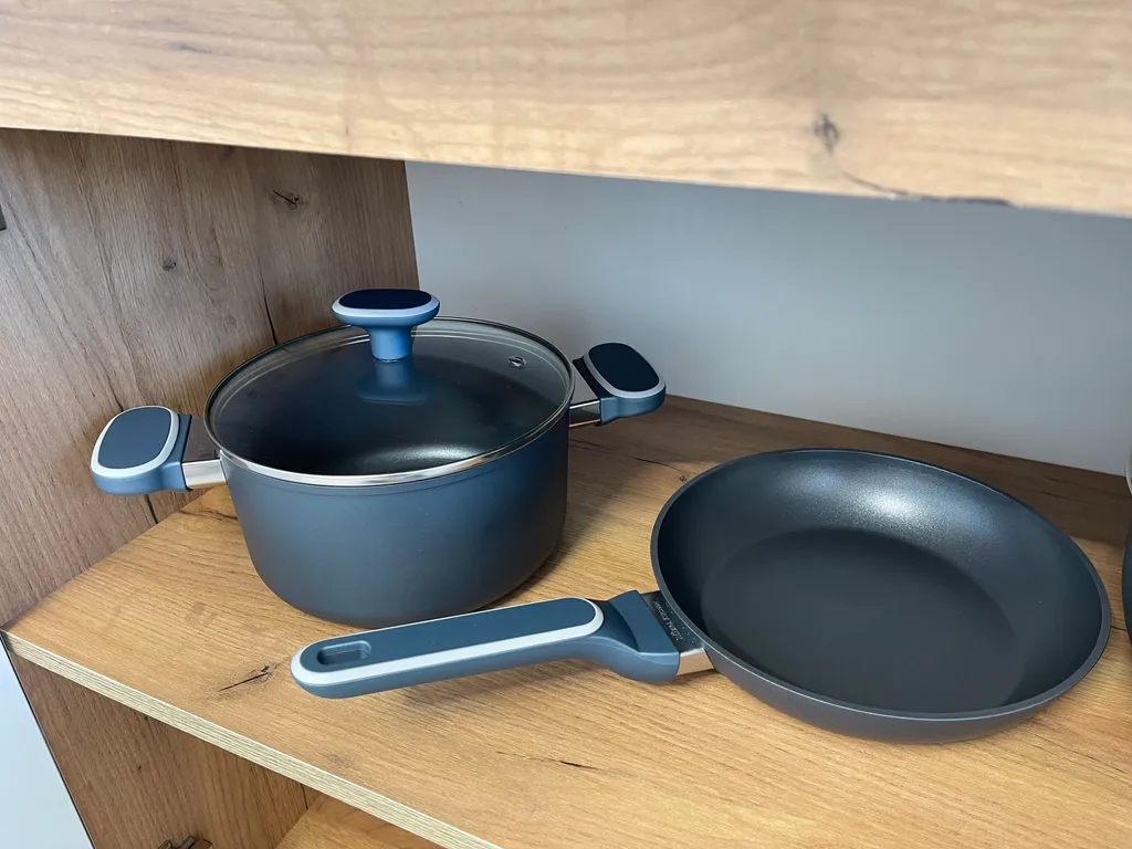 Квартира Новая комфортабельная квартира — Элиста