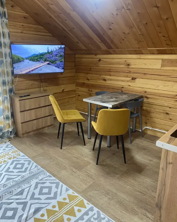 Уютный апартамент на втором этаже с отдельным входом