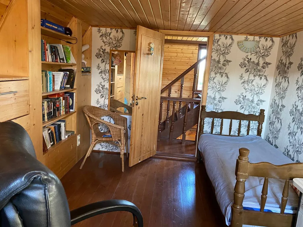 Уютный дом с баней и подворьем