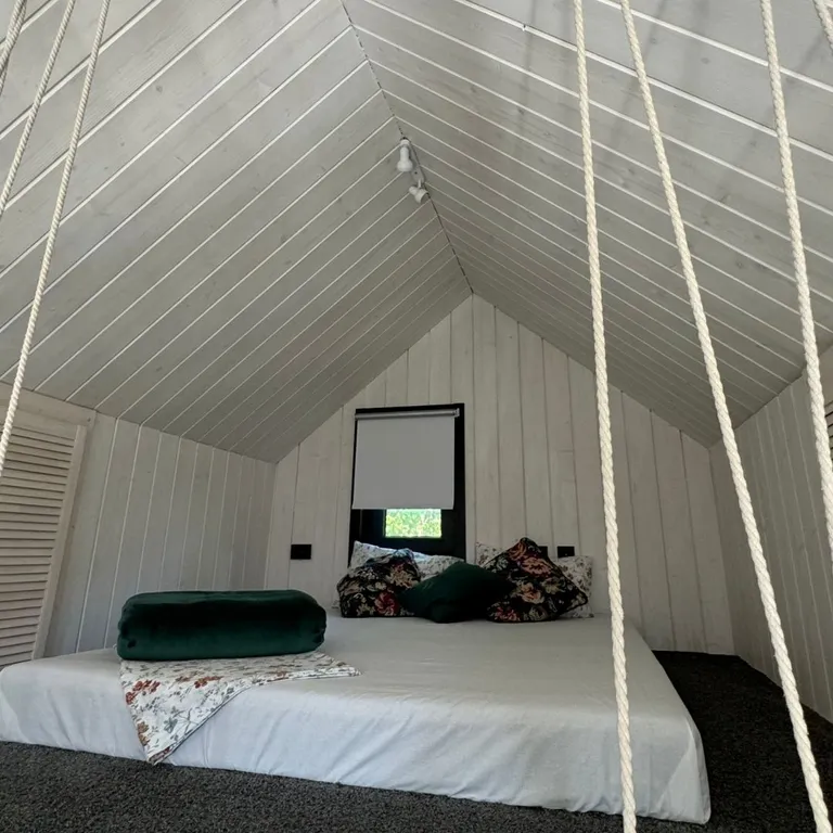 Собер Дача - частный дом рядом с лесом и винодельней