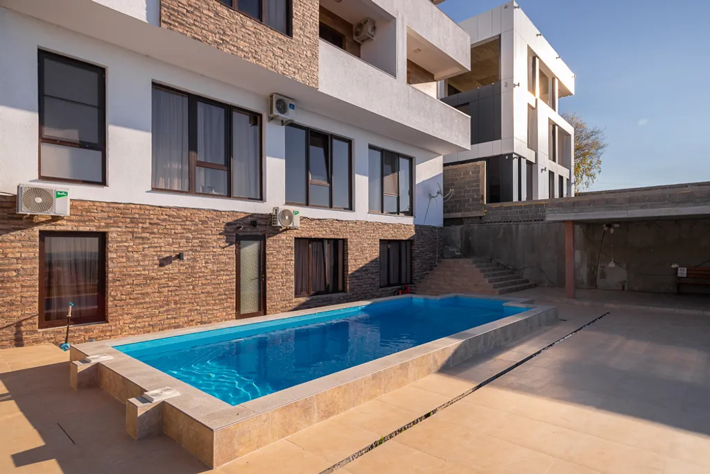 Квартира Апартаменты с видом на весь город и море — Сириус