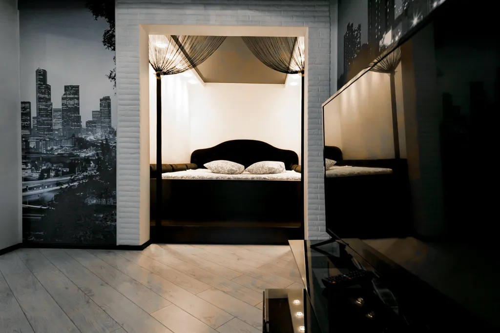 Дизайнерская студия в черно-белом стиле