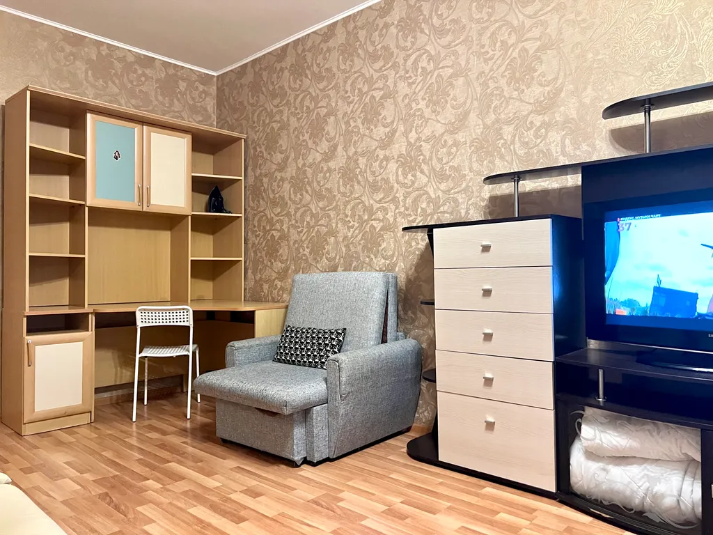 4-комнатная Квартира