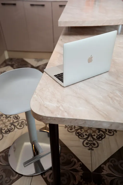 4-комнатная Квартира