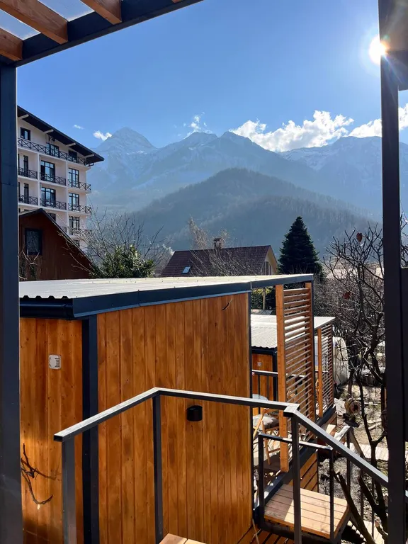 Дом с домашним кинотеатром и Алисой в 7 минутах от подъемника