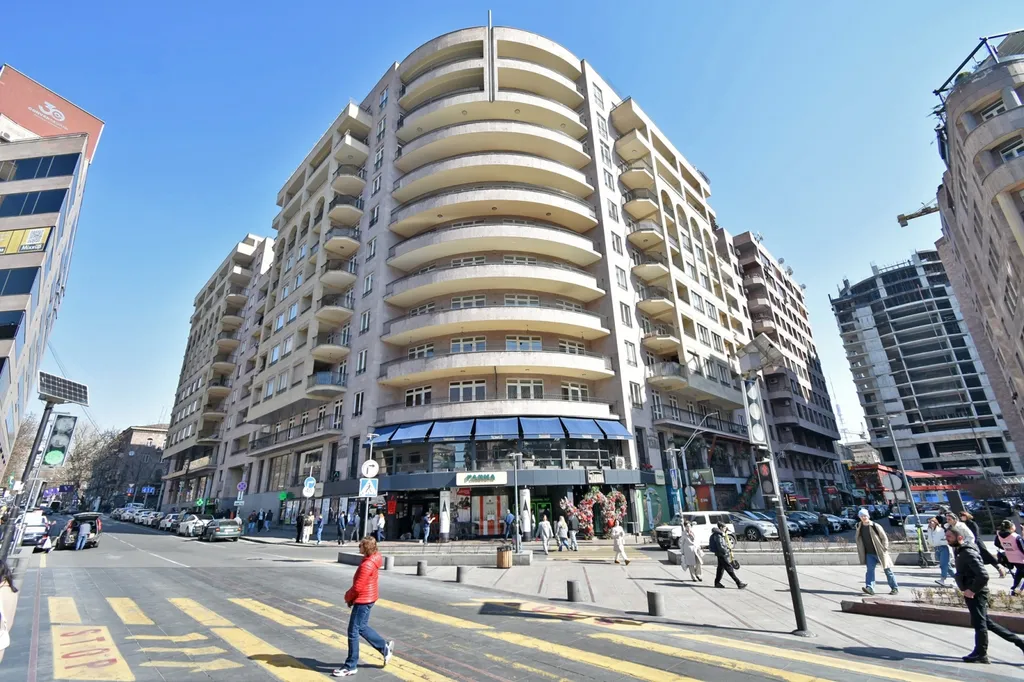 Просторная квартира на Северном проспекте