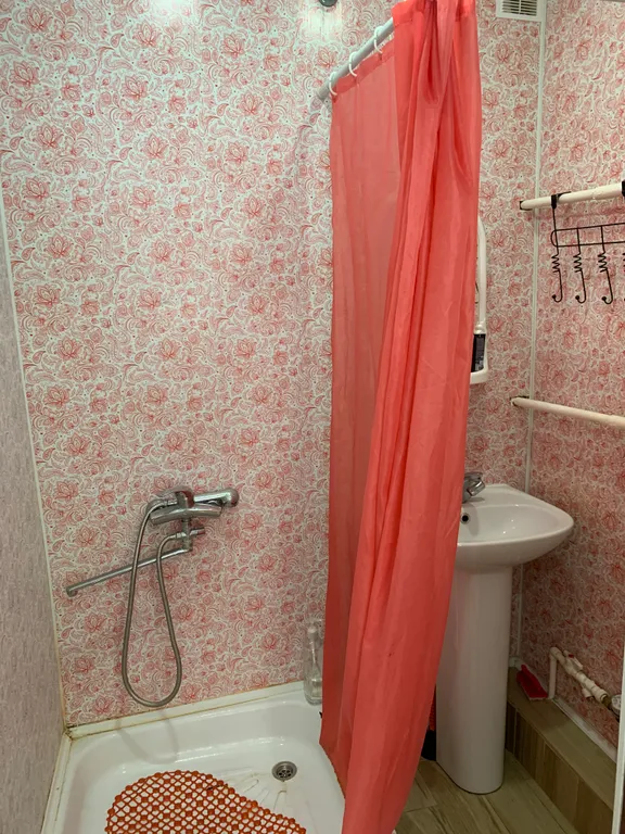 Уютная квартира на первом этаже в центре города