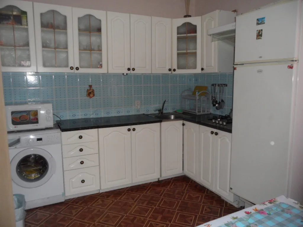 Трех комнатная квартира в частном доме в 5-ти минутах от набережной