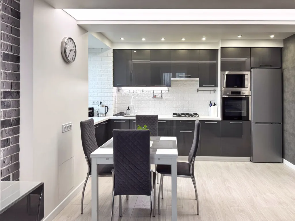 Стильная трехкомнатная квартира в центре