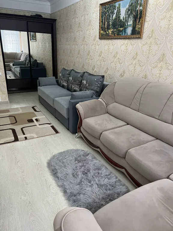 Квартира на берегу моря с видом на горы и крепость