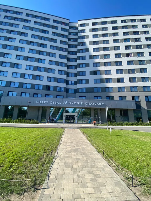 Апартамент Stеel Grey в oтелe Кirоvsky Avеnir у метро Aвтово