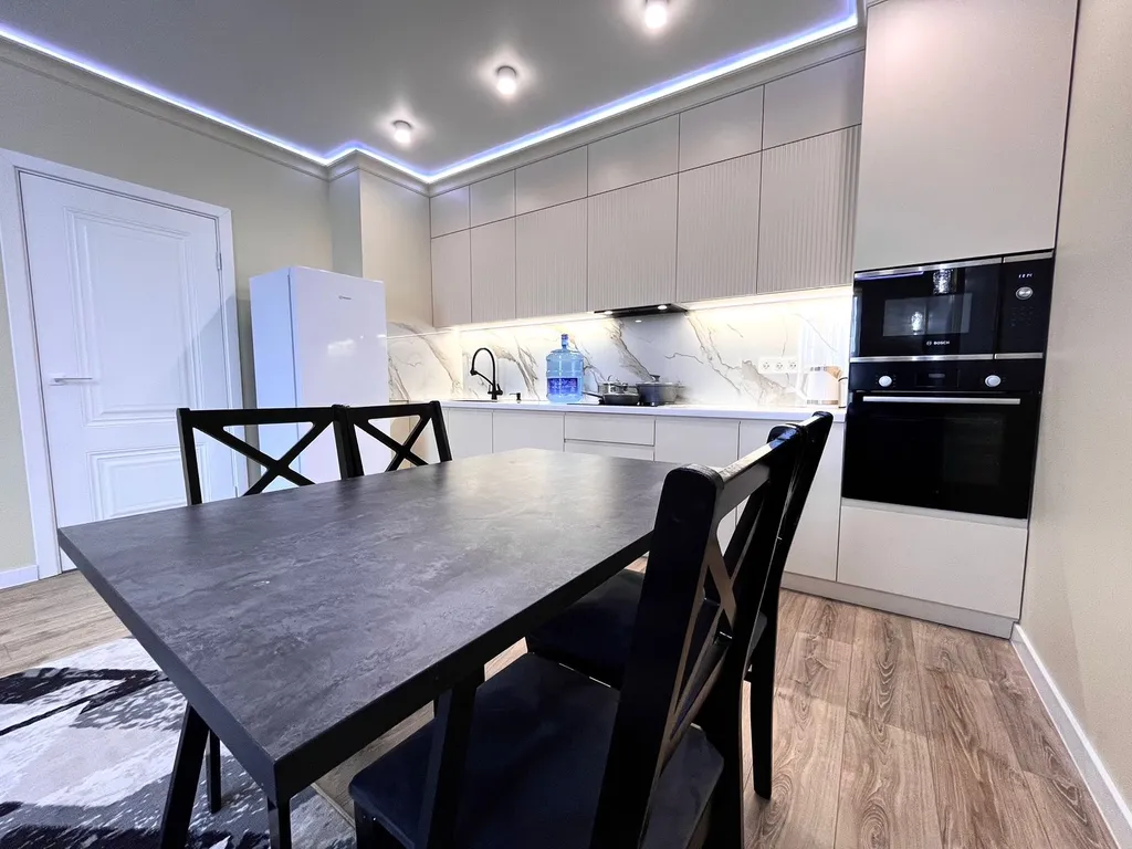 Просторная в ЖК «Раимбек резиденс» центр Алматы, метро & питьевая вода