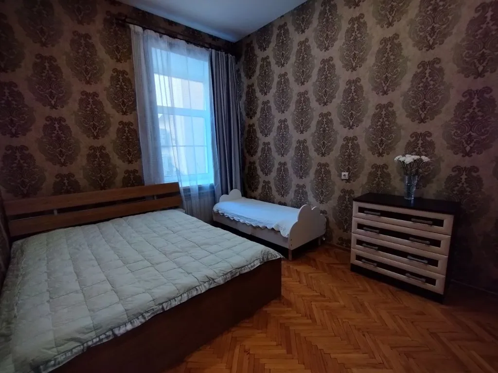 Квартира Квартира с паркетом и высокими потолками — Санкт-Петербург