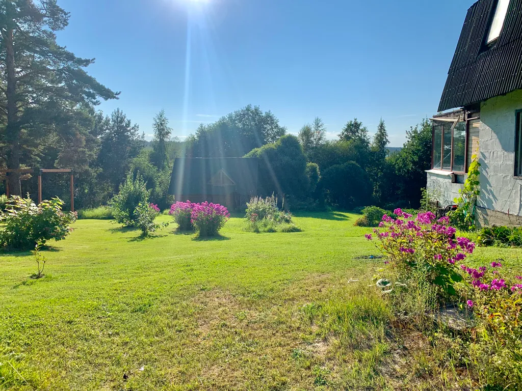 Дача в красивом живописном месте