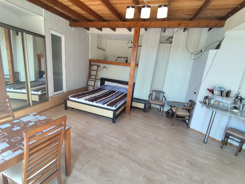 Уютный домик в арт-усадьбе "Ландора"