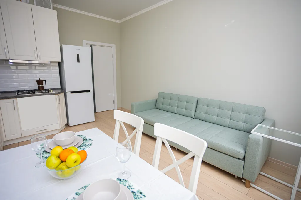 Квартира Апартаменты в сердце города с видом на горы и 100 м от моря — Геленджик