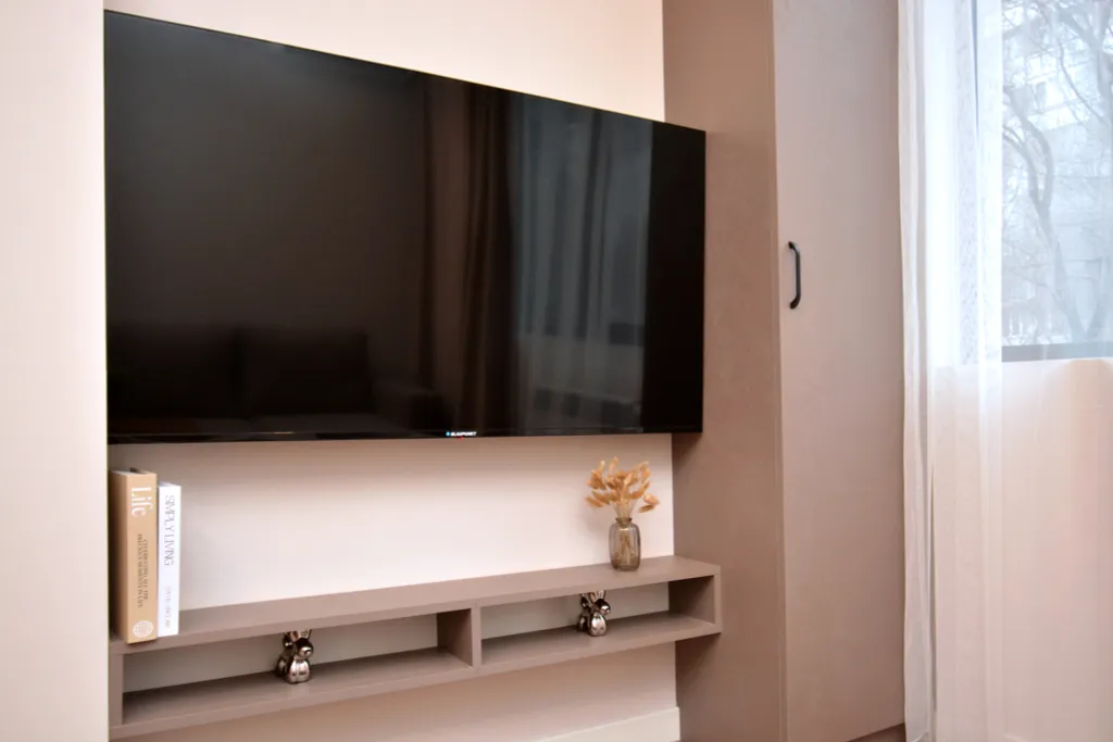 One Bdr next to Rep. Square by Domel Yerevan