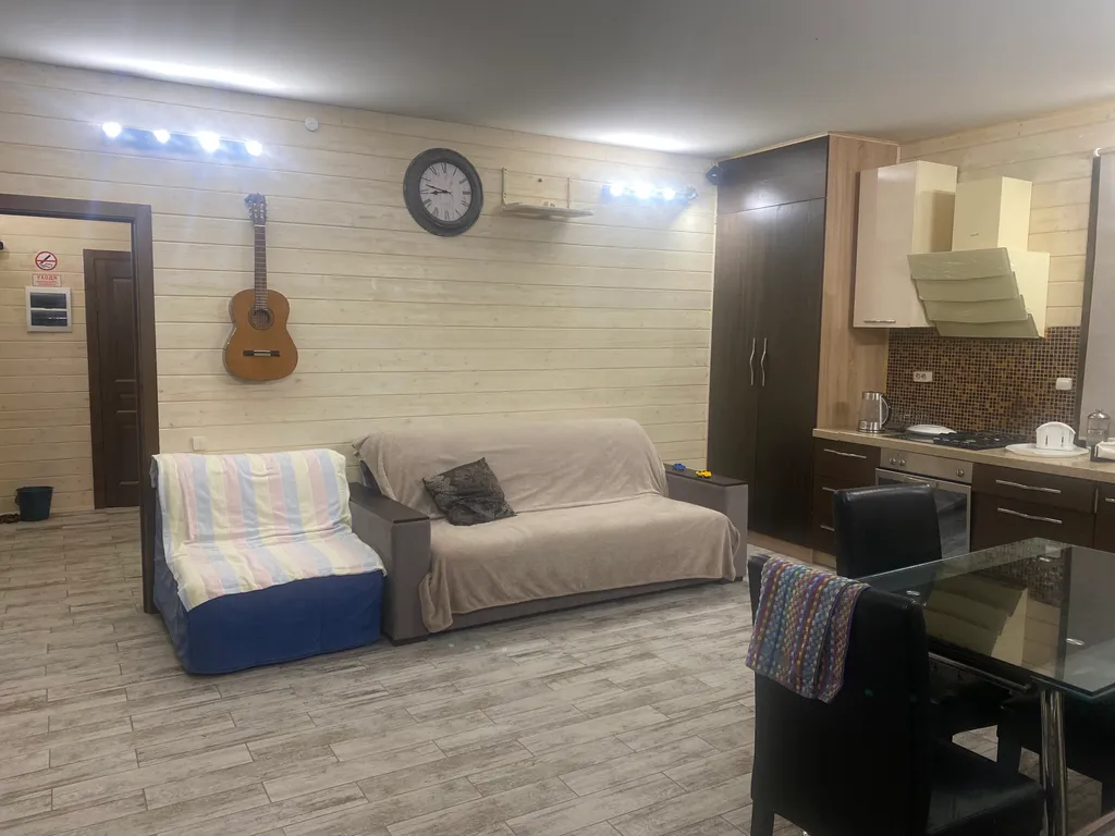 Уютный домик в горах на две семьи