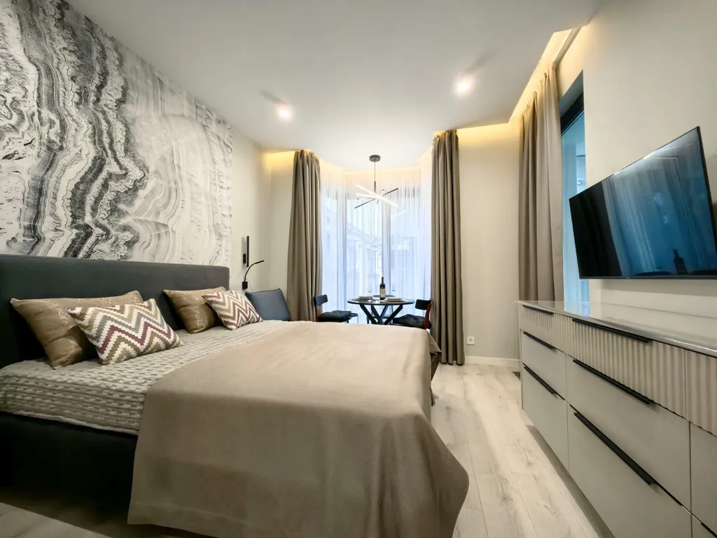 Квартира Дизайнерский апартамент с видом на бассейн — аренда посуточно в Сочи