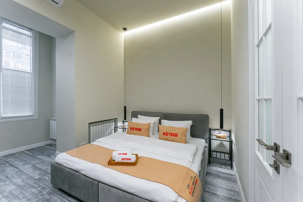 Апартаменты рядом с Площадью Республики