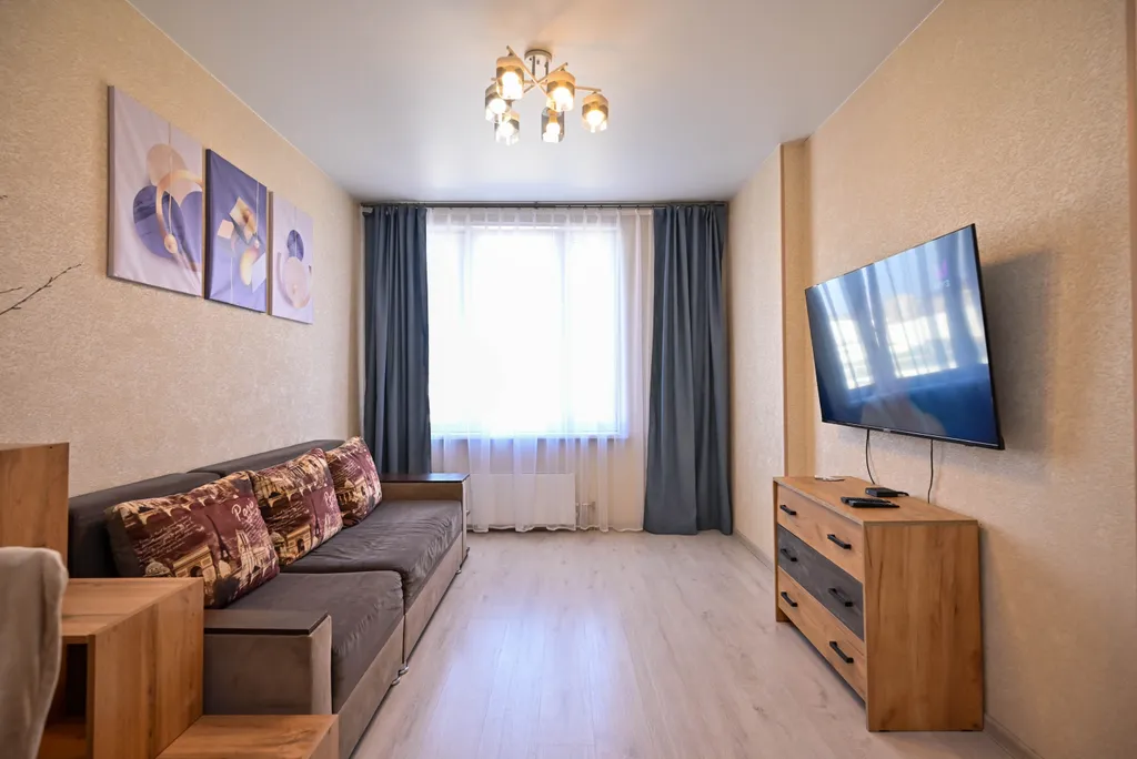 Трёхкомнатная квартира у ТРЦ Планета в ЖК Притяжение