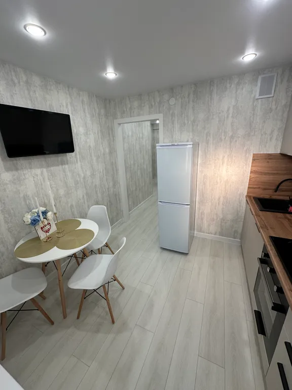 Уютная, светлая квартира c прекрасным видом на Неву