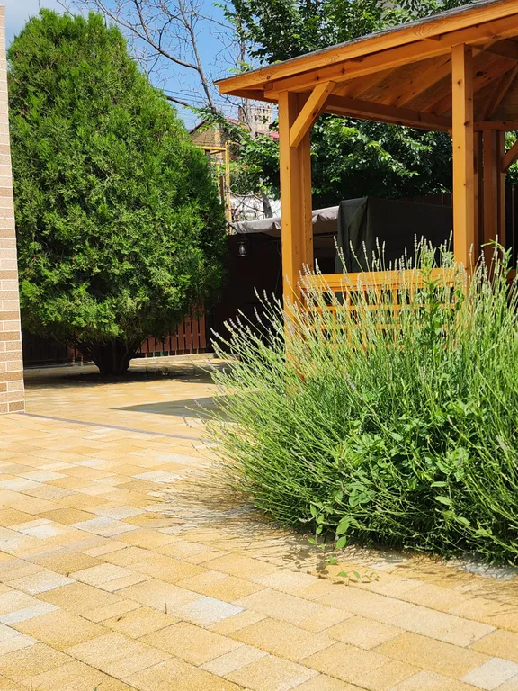 Коттедж Дом с двором — аренда посуточно в Геленджик