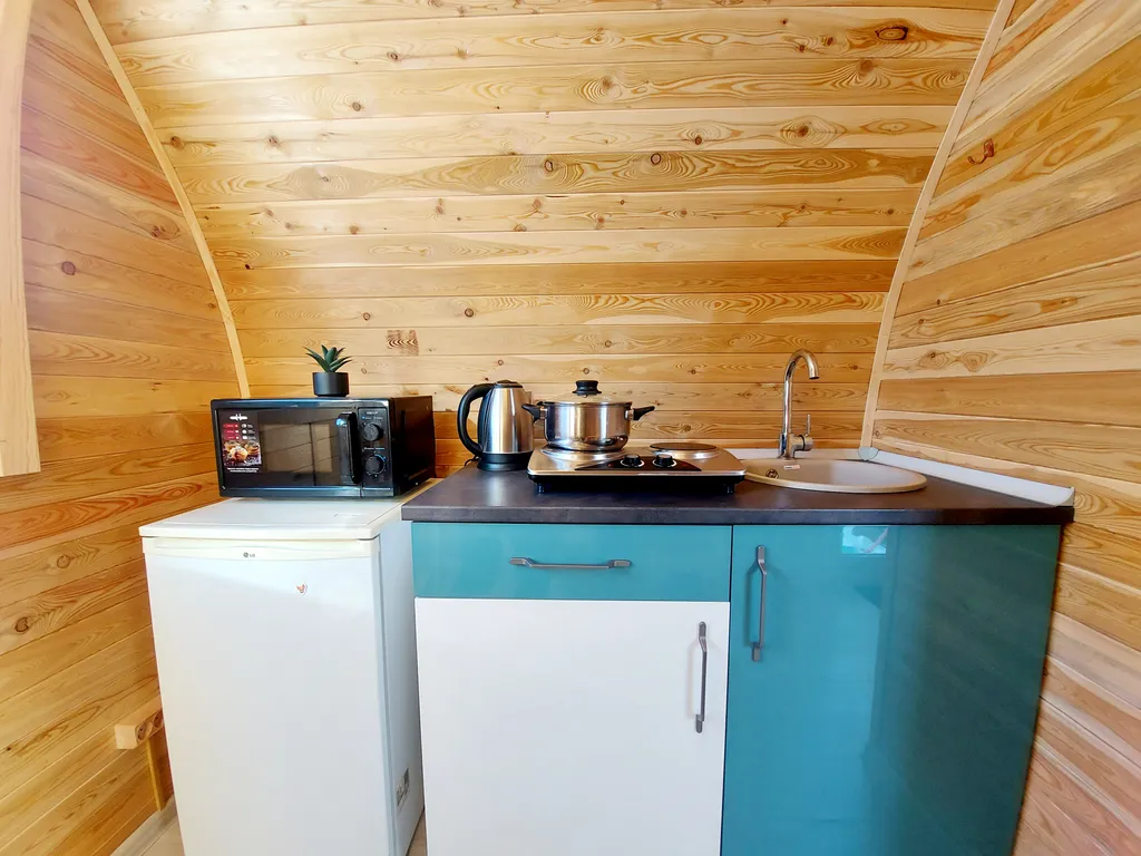 Уютный кемпинг с видом на горы