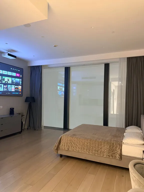 Апартаменты Neva Sadr с видом на город