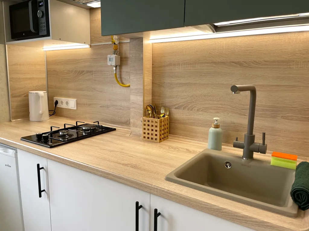 2-комнатная квартира с душой у Море Парка