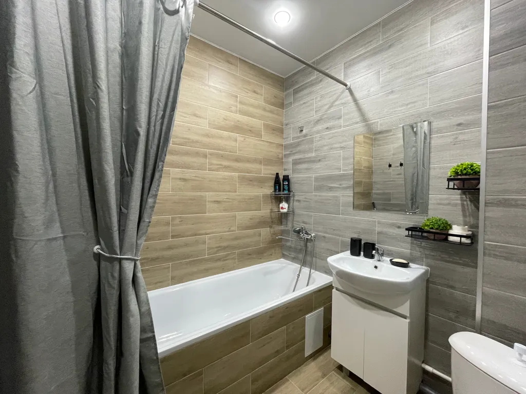 Г. П. Донковцев рекомендует- лучшая евро-трешка