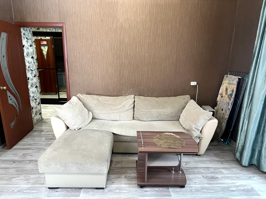 Однокомнатная квартира с большой кухней и лоджией