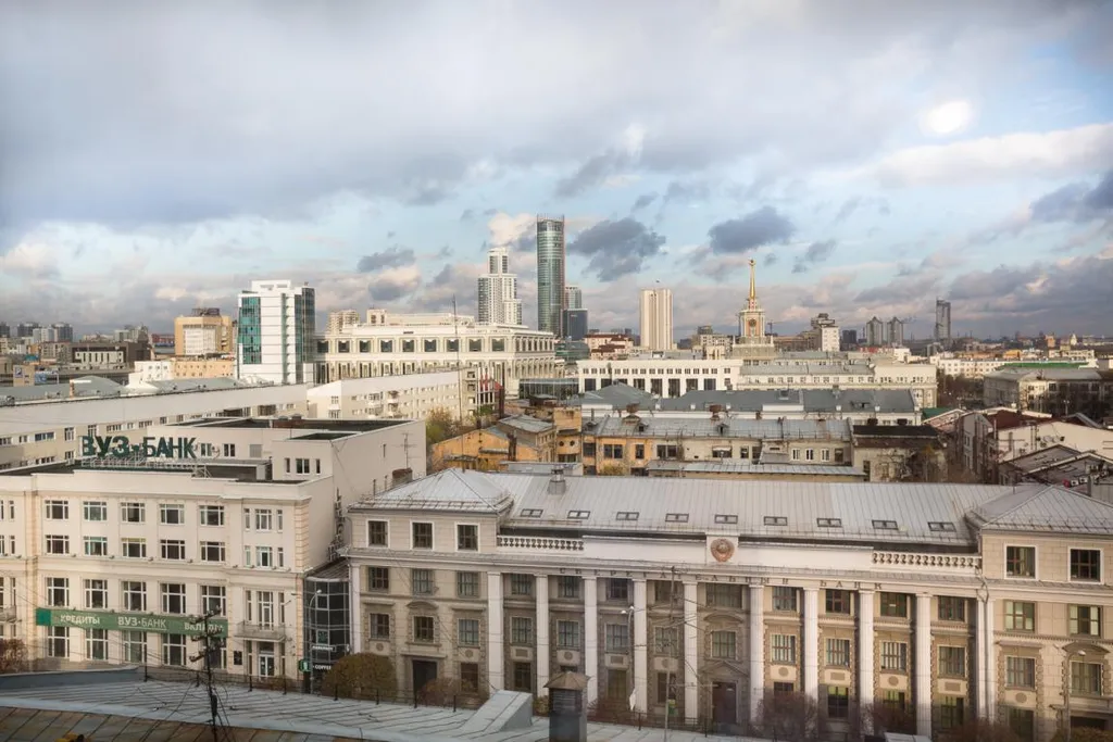 Студия в центре у Плотинка и ТРЦ Гринвич