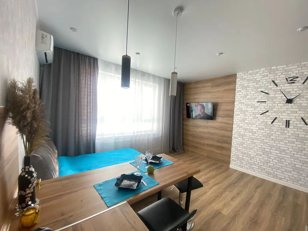 Квартира Уютная бирюзовая студия в Аквамарине — аренда посуточно в Ульяновск